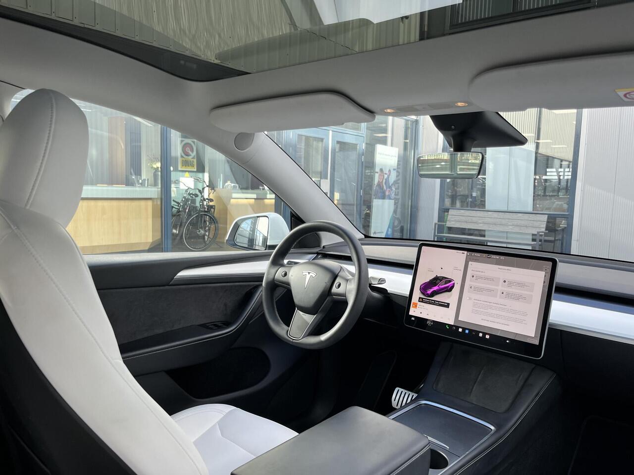 Tesla Model Y Performance AWD 75 kWh | NL Auto/1e Eig./Leder/Pano.Dak/Navi/21"/Camera/Stoel&Stuurverwarming
