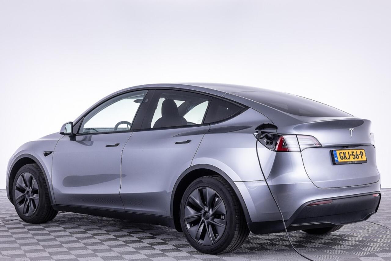 Tesla Model Y RWD 58 kWh ? 1e Eigenaar