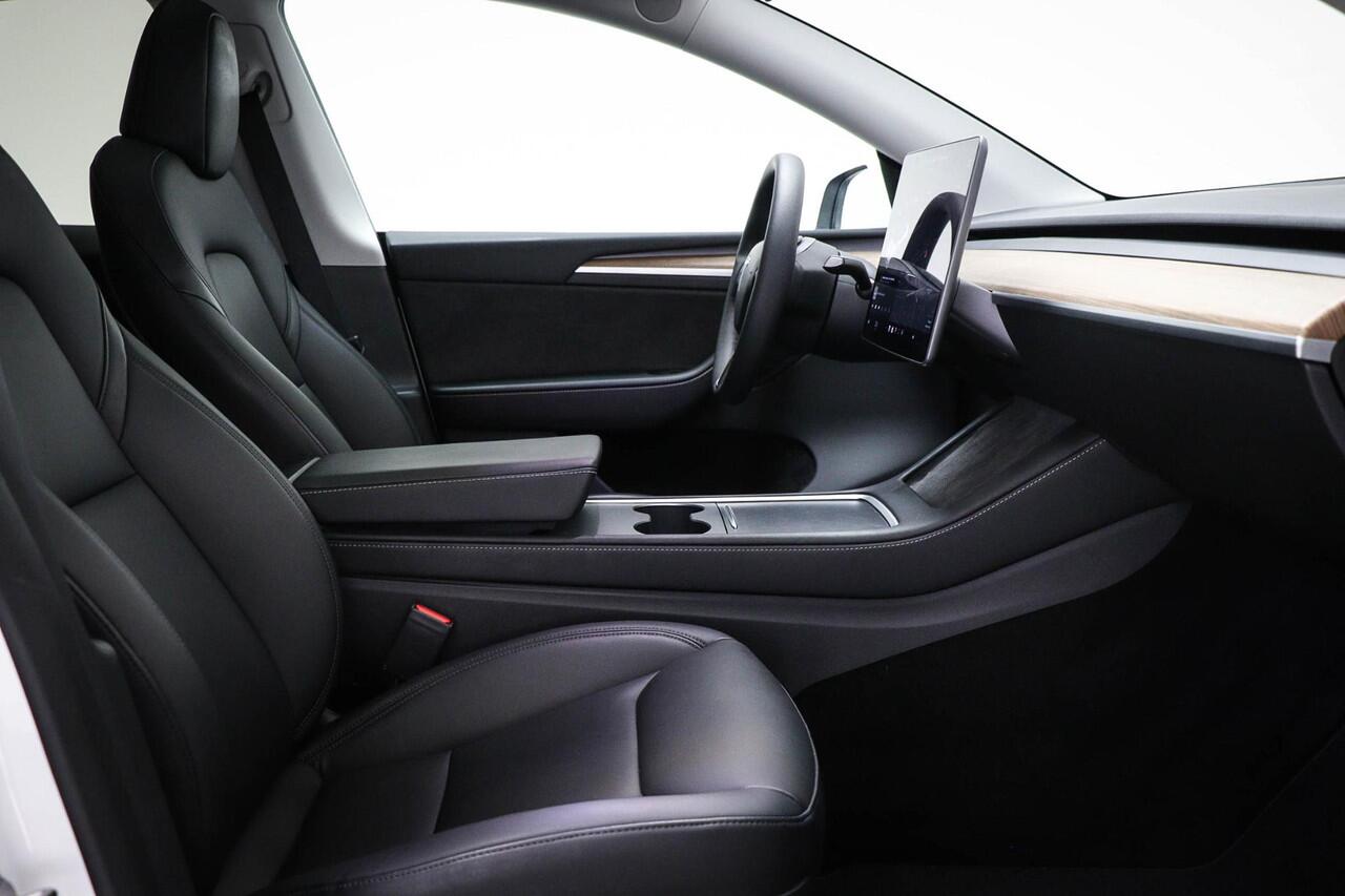 Tesla Model Y Performance AWD 75 kWh SOH 94% | PANORAMADAK | STUURVERWARMING | CAMERA