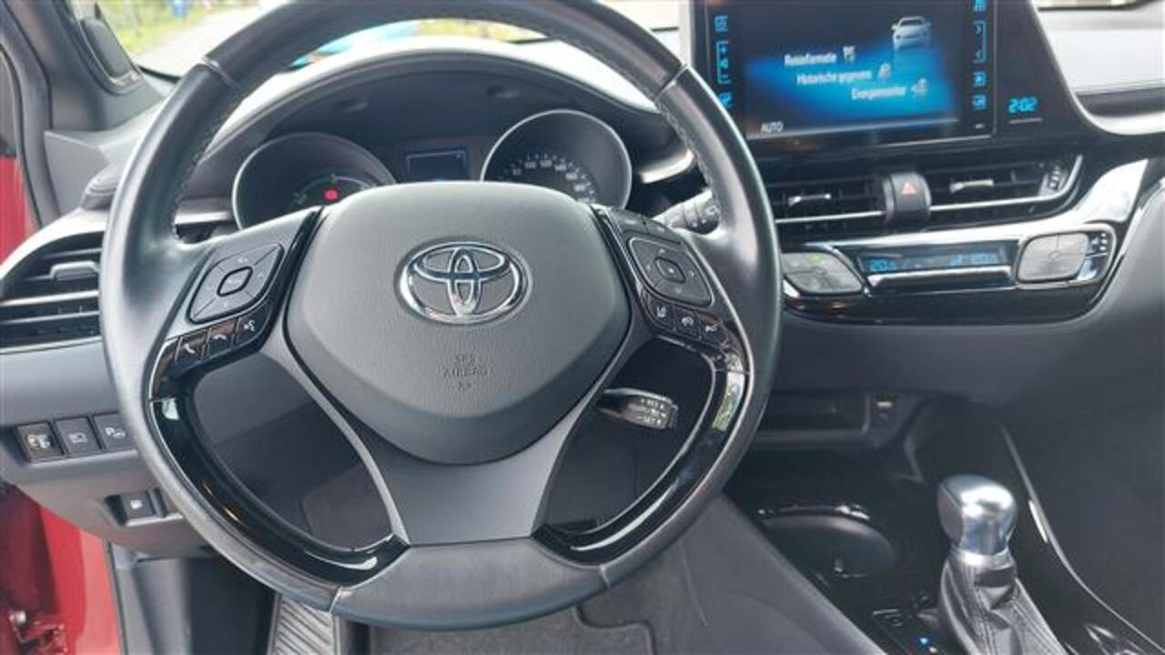 Toyota 1.8 Hybrid CH-R STYLE Automaat