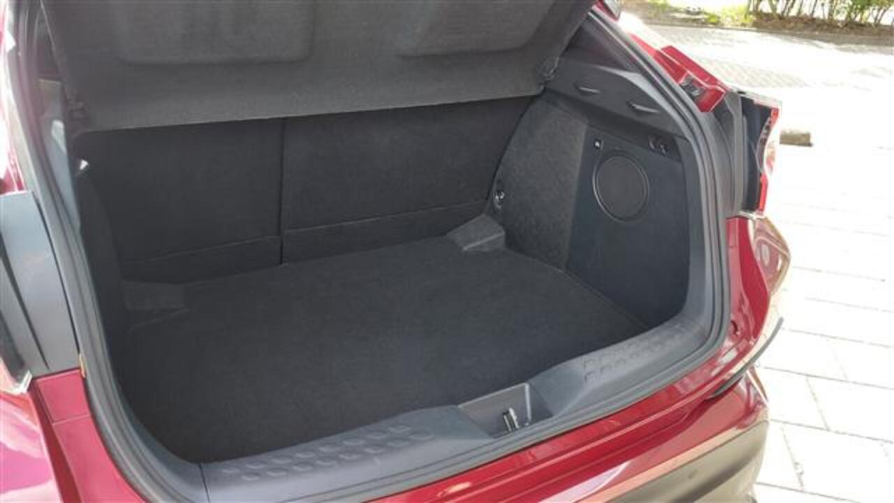 Toyota 1.8 Hybrid CH-R STYLE Automaat