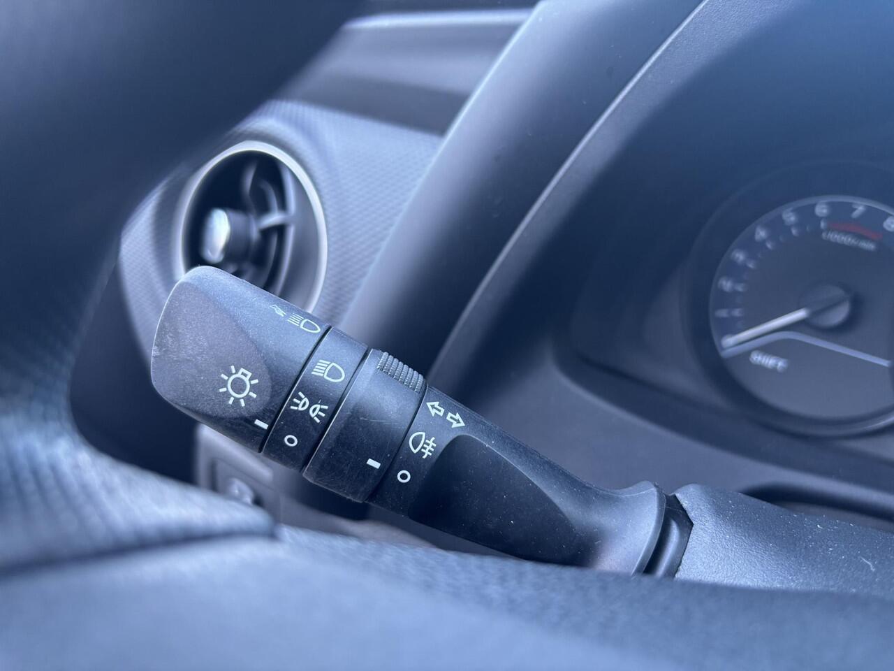 Toyota AURIS Touring Sports 1.3 Now NL Auto, BTW Auto, Dealeronderhouden, zeer netjes
