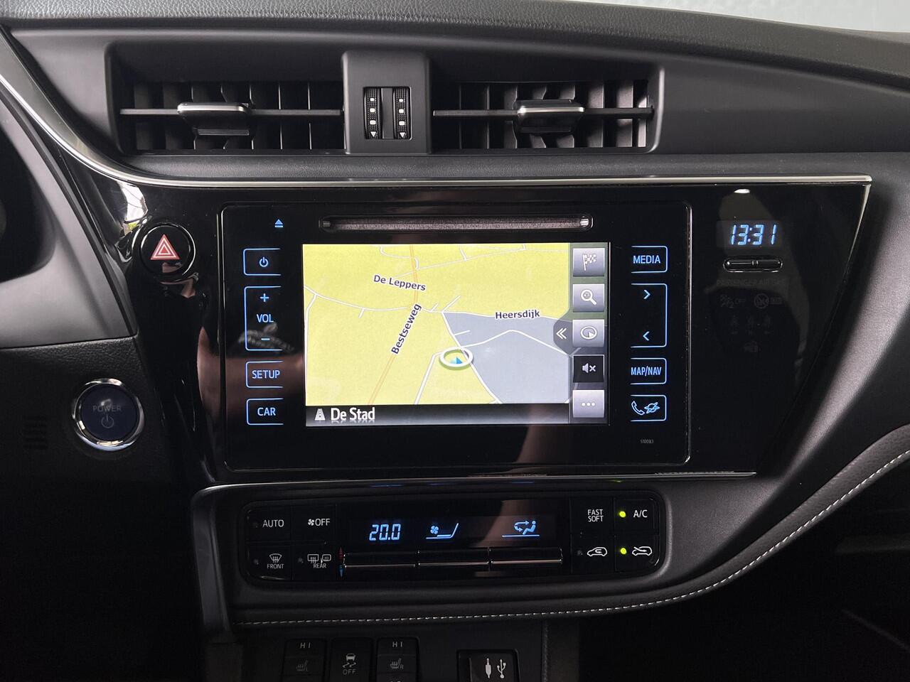 Toyota AURIS 1.8 Hybrid Team D | 17" LMV | ALL-Season | Navi | Camera | Stoelverw. | BT | All-in rijklaarprijs