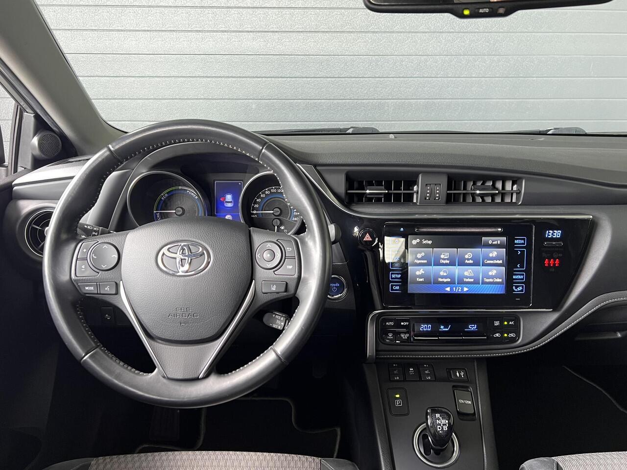 Toyota AURIS 1.8 Hybrid Team D | 17" LMV | ALL-Season | Navi | Camera | Stoelverw. | BT | All-in rijklaarprijs