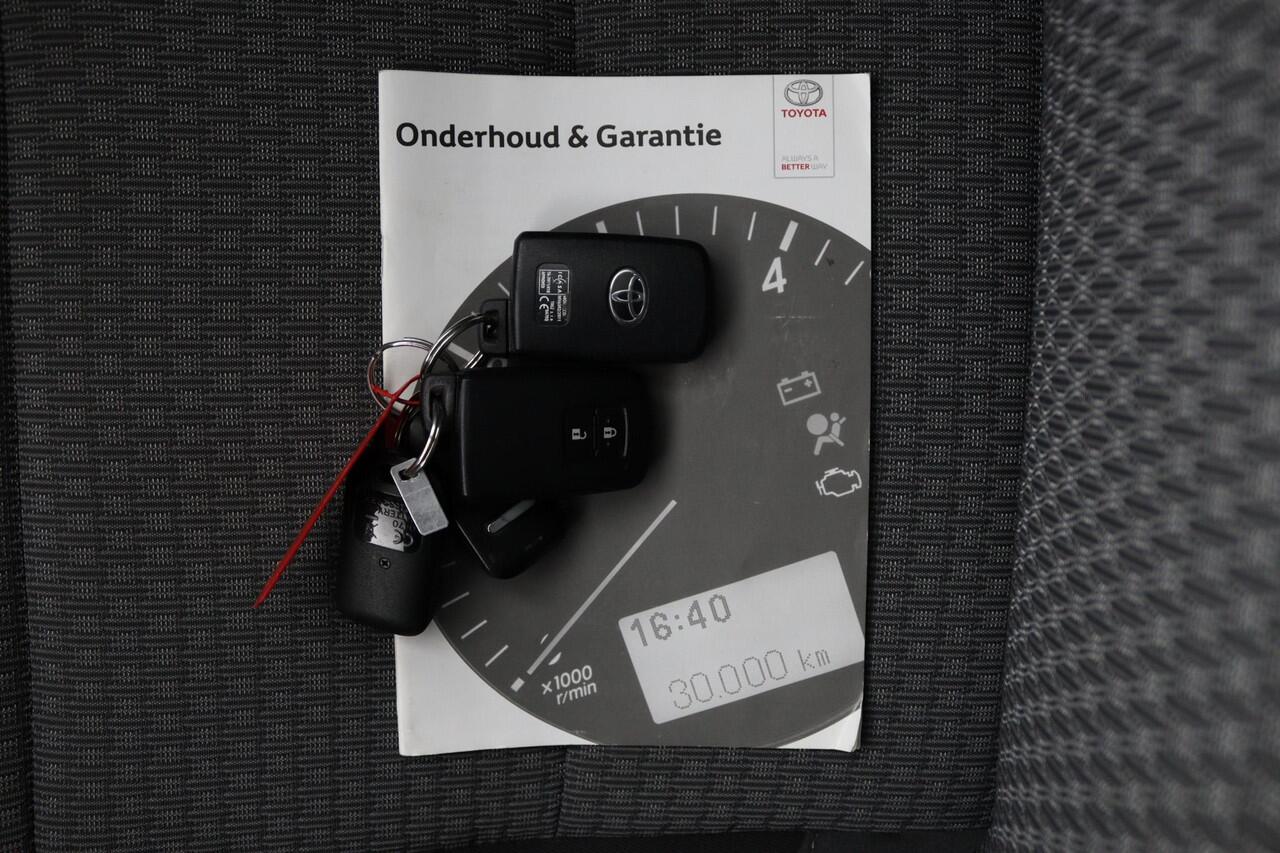 Toyota AURIS Touring Sports 1.8 Hybrid Dynamic Go | Climate conytrol | Cruise control | Parkeercamera |