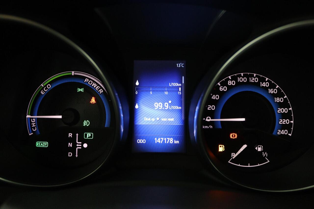 Toyota AURIS Touring Sports 1.8 Hybrid Dynamic Go | Climate conytrol | Cruise control | Parkeercamera |
