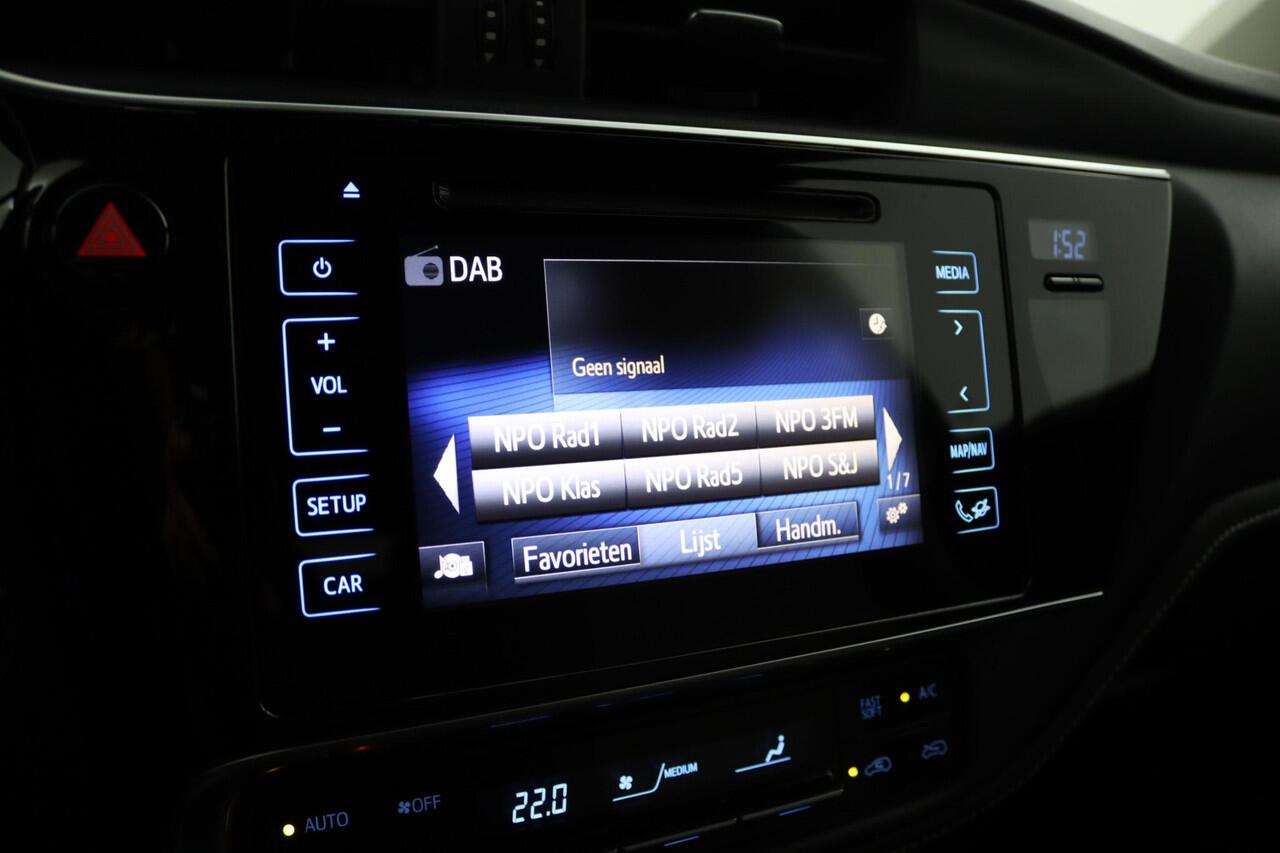 Toyota AURIS Touring Sports 1.8 Hybrid Dynamic Go | Climate conytrol | Cruise control | Parkeercamera |