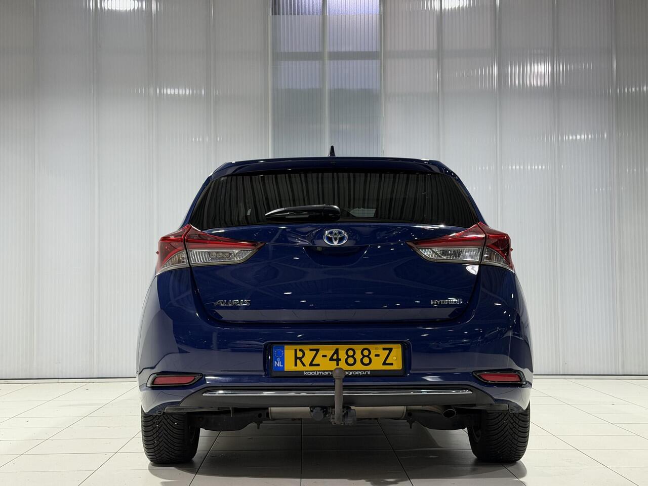 Toyota AURIS 1.8 Hybrid Dynamic Go | trekhaak | Dealer onderhouden |