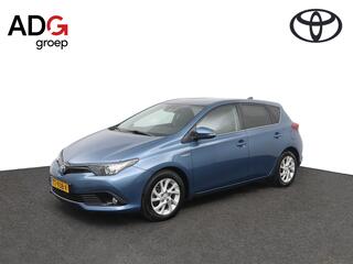 toyota-auris-1.8-hybrid-dynamic--c