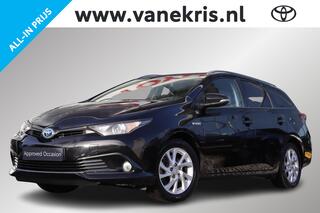 toyota-auris-touring-sports-1.8-hyb