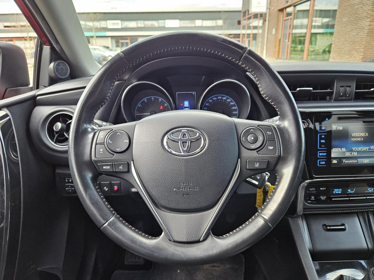 Toyota AURIS Touring Sports 1.6 aspiraration TS | Handgeschakeld