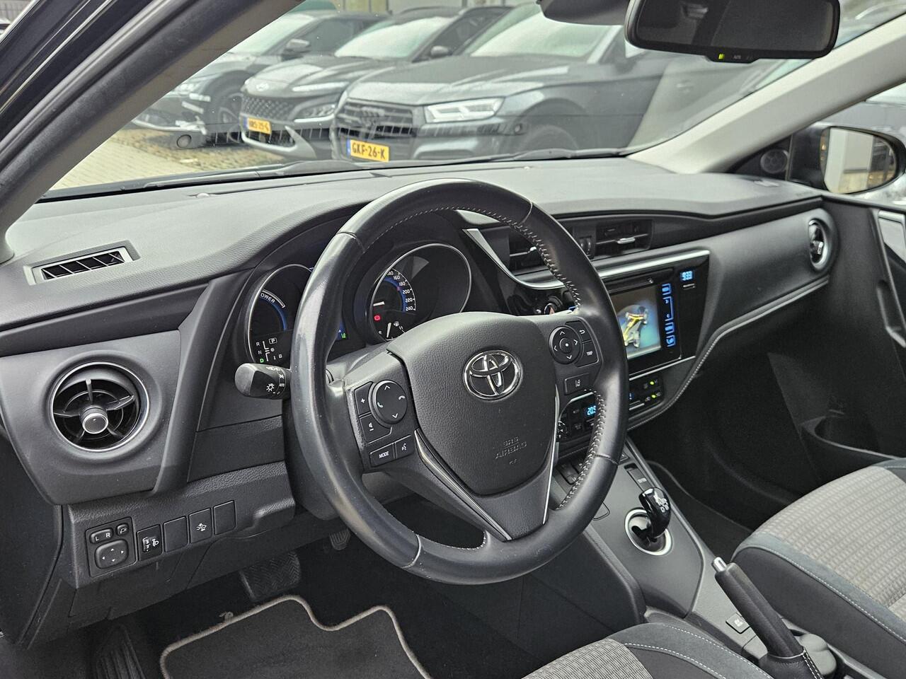 Toyota AURIS 1.8 Hybrid Dynamic Stoelvw Cam DAB LM17