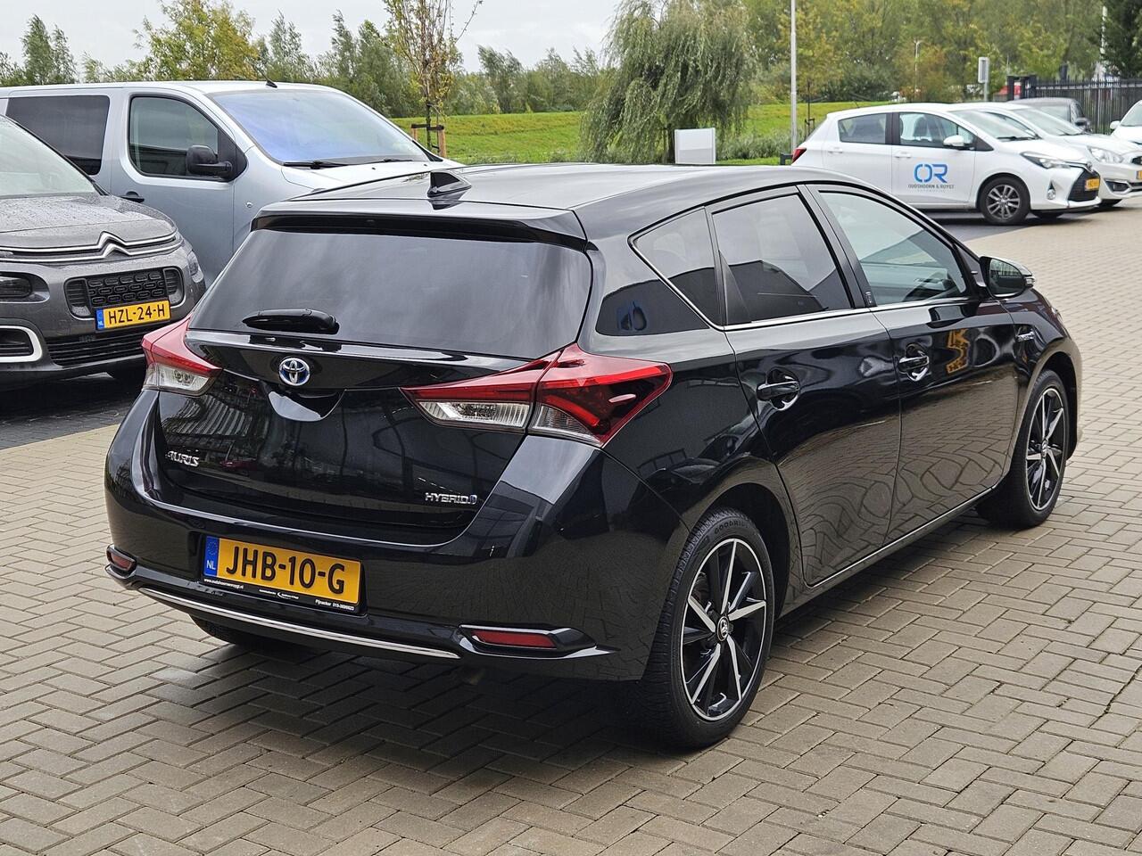 Toyota AURIS 1.8 Hybrid Dynamic Stoelvw Cam DAB LM17