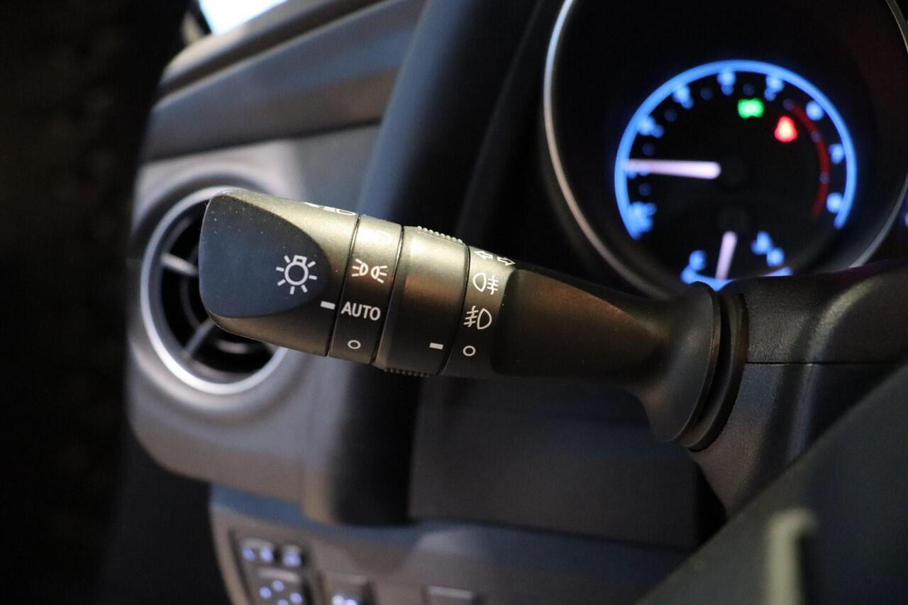 Toyota AURIS Touring Sports 1.2 Turbo Energy Plus, Trekhaak , Navi, Safety Sense, Parkeersensoren achter, Airco.