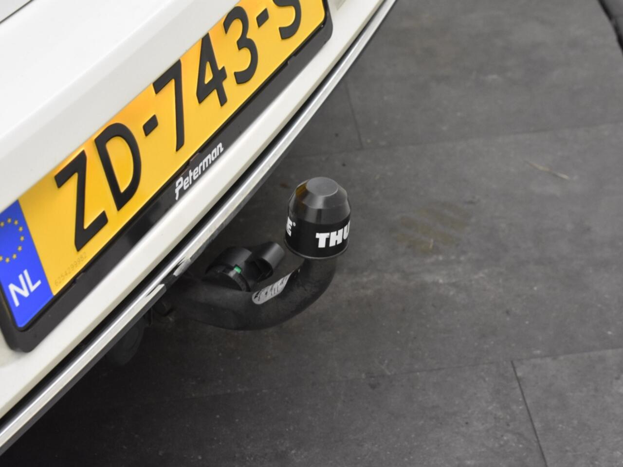 Toyota AURIS 1.8 Hybrid Business Plus | Trekhaak | Parkeersensoren | Navi