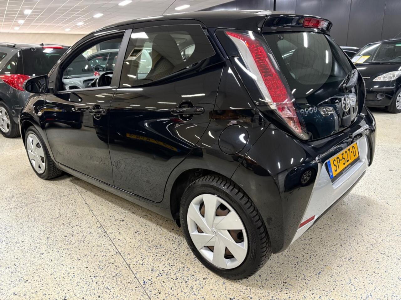 Toyota AYGO 1.0 VVT-I X-PLAY Navigatie Airco Camera Apple carplay Multimedia