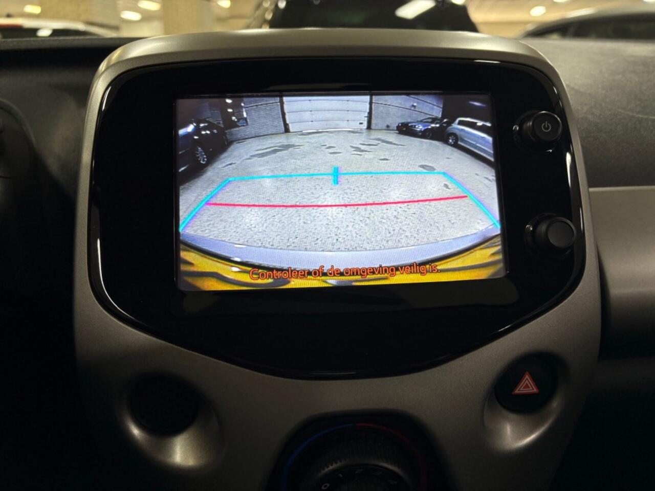 Toyota AYGO 1.0 VVT-I X-PLAY Navigatie Airco Camera Apple carplay Multimedia