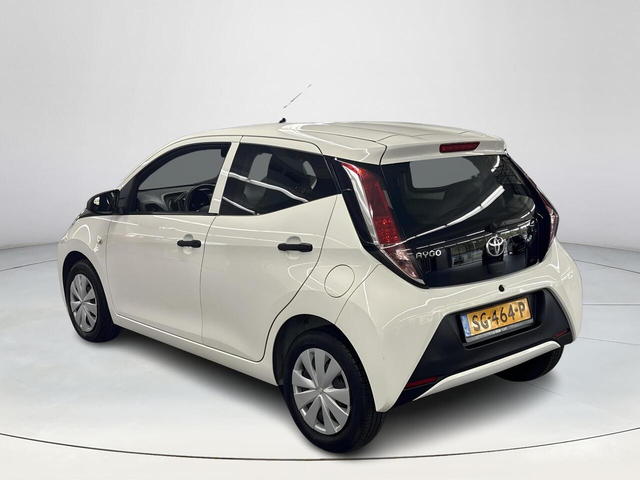 Toyota AYGO 1.0 VVT-i x-fun