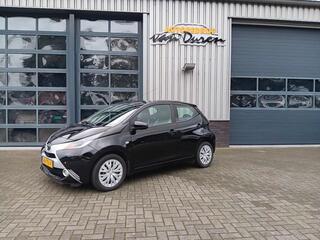 toyota-aygo-1.0-vvt-i--x-69pk--fun-