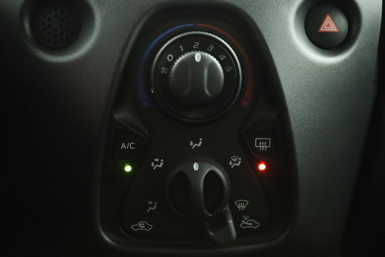 Toyota AYGO 1.0 VVT-i x-fun | Airco | Bluetooth | Centrale vergrendeling |