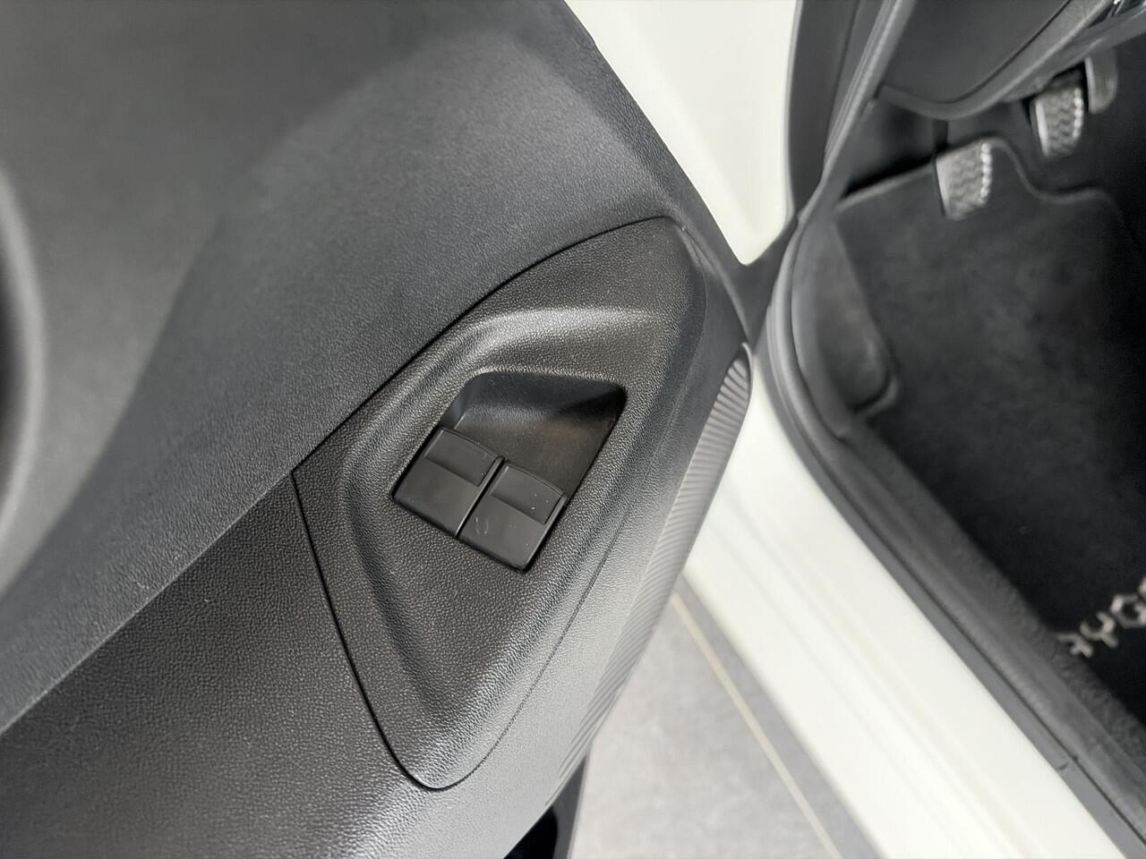 Toyota AYGO 1.0 VVT-i x-fun