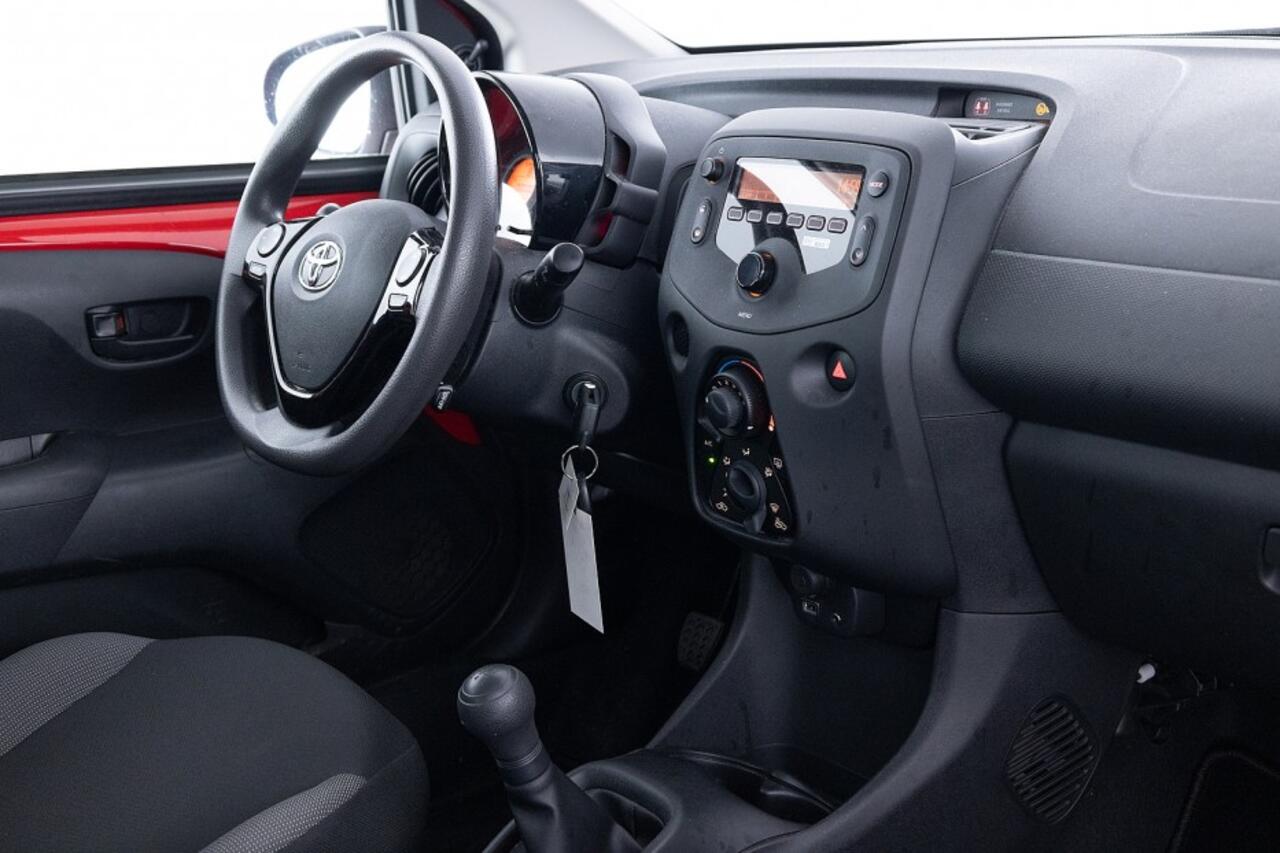 Toyota AYGO 1.0 VVT-i x-fun 5-drs | AIRCO ? 1e Eigenaar
