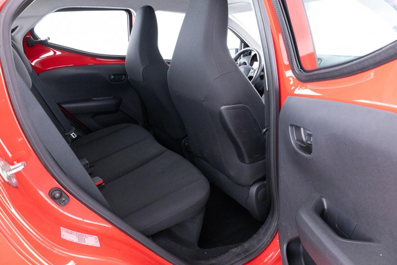 Toyota AYGO 1.0 VVT-i x-fun 5-drs | AIRCO ? 1e Eigenaar