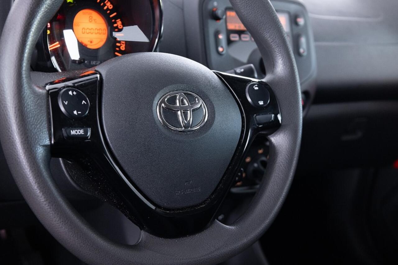 Toyota AYGO 1.0 VVT-i x-fun 5-drs | AIRCO ? 1e Eigenaar