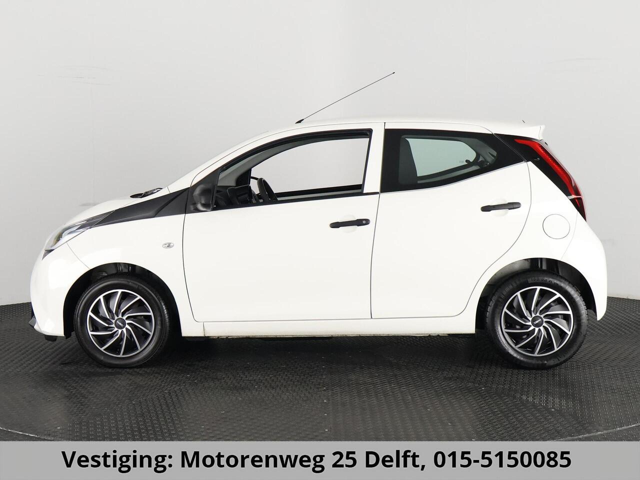 Toyota AYGO 1.0 X-FUN DESIGN 1e EIG. GARANTIE TOT 2029 BIJNA 2019. AIRCO .COMFORT PACK