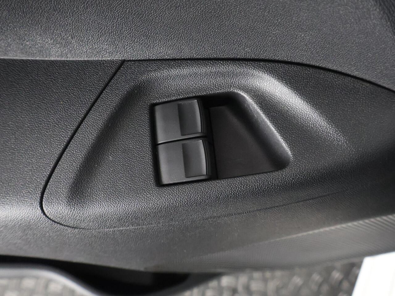 Toyota AYGO 1.0 X-FUN DESIGN 1e EIG. GARANTIE TOT 2029 BIJNA 2019. AIRCO .COMFORT PACK