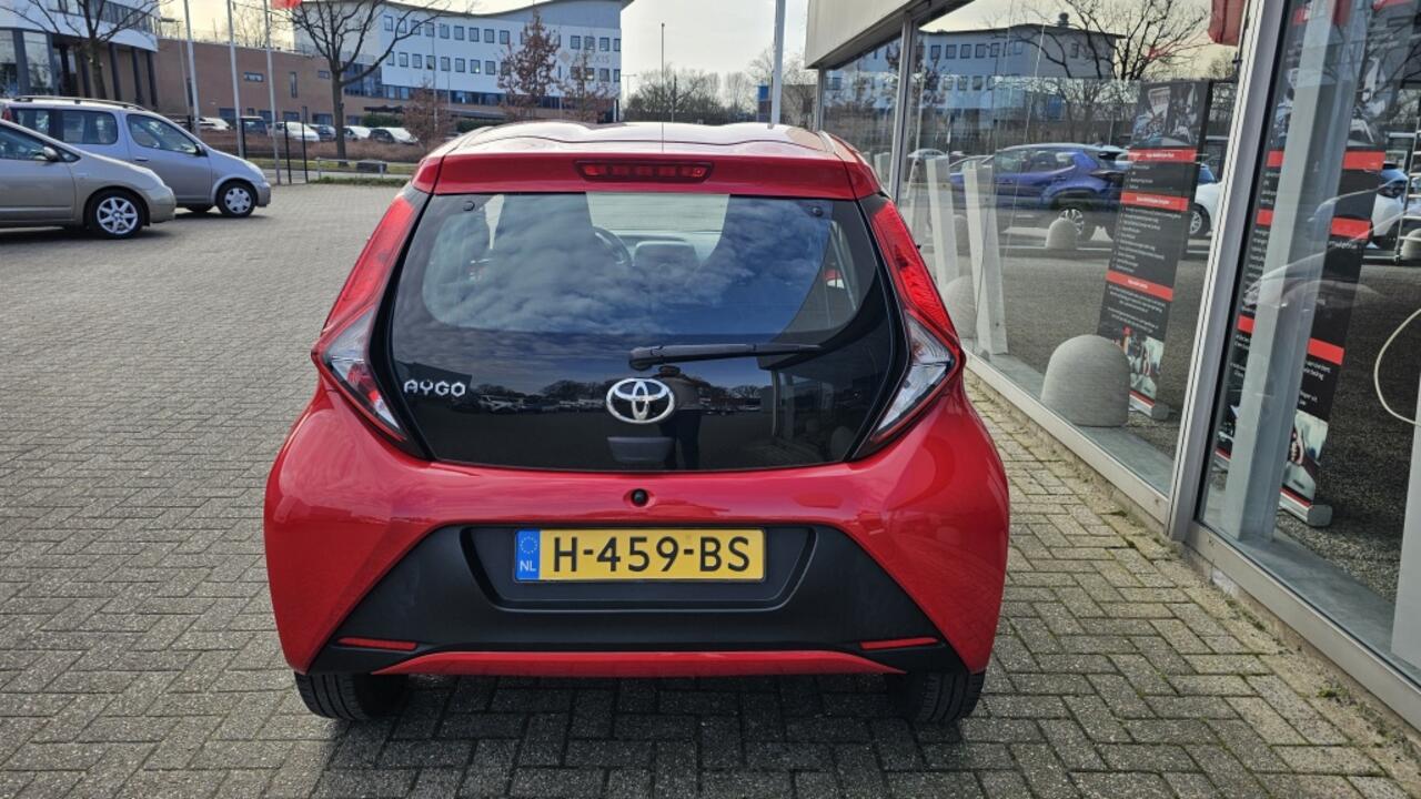 Toyota AYGO 1.0 VVT-i x-fun NLauto | dealeronderhouden