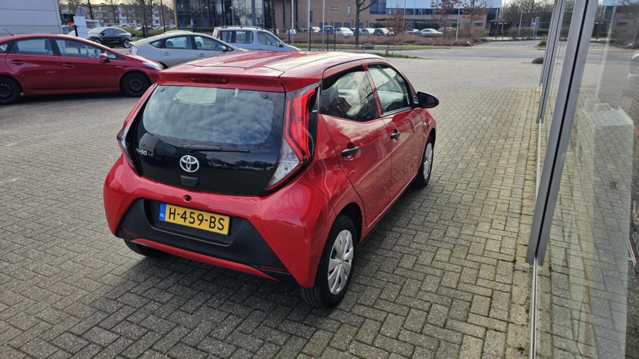 Toyota AYGO 1.0 VVT-i x-fun NLauto | dealeronderhouden