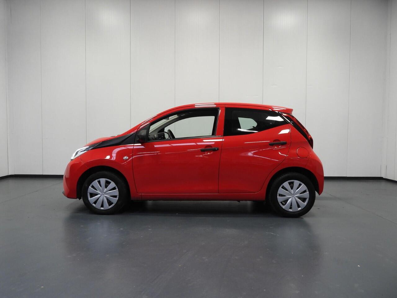 Toyota AYGO 1.0 VVT-i X-Fun AIRCO!