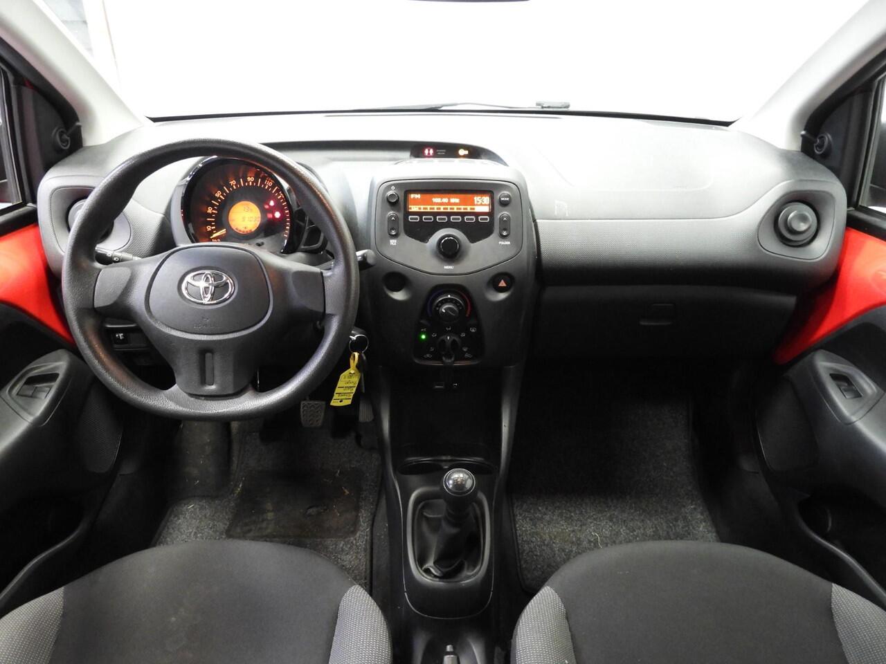 Toyota AYGO 1.0 VVT-i X-Fun AIRCO!