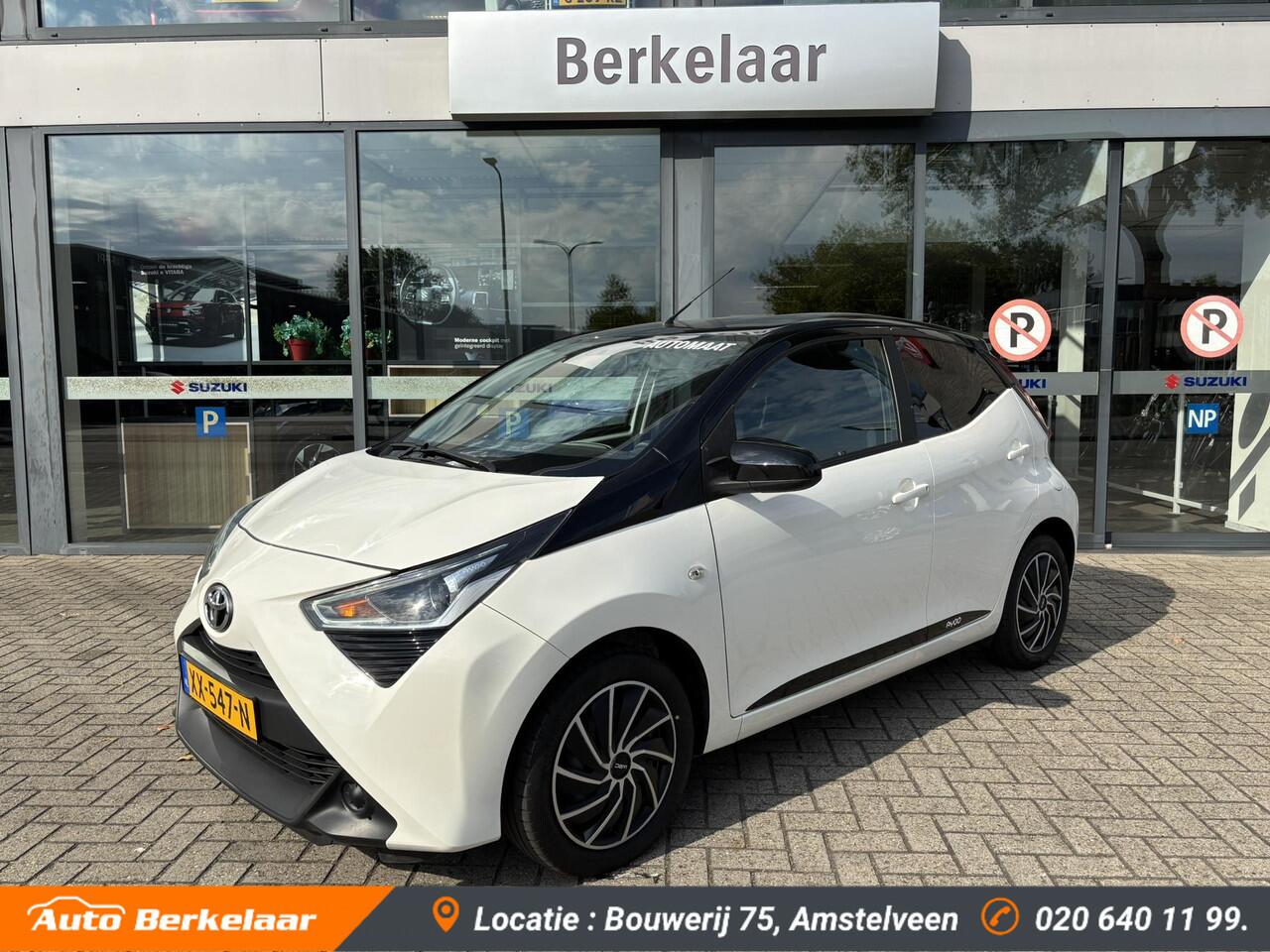 Toyota AYGO 1.0 VVT-i x-play | Automaat | two-tone | Achteruitrijcamera | Airco
