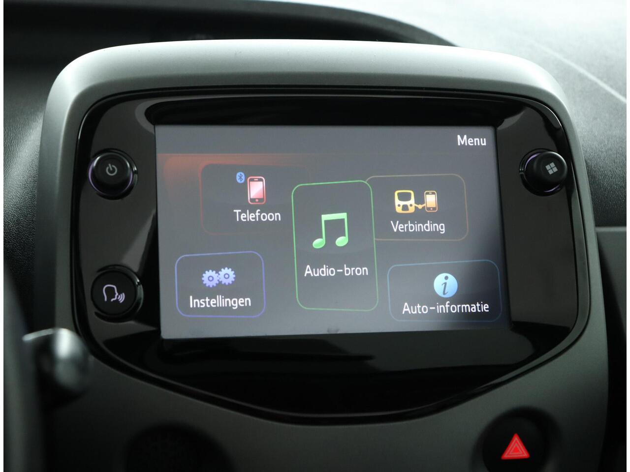 Toyota AYGO 1.0 VVT-i x-cite | Cabriodak | Parkeer camera | Bluetooth |