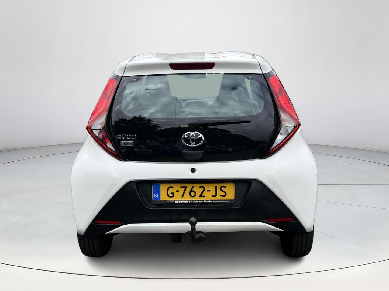 Toyota AYGO 1.0 VVT-i x-fun | 5 deurs | Airconditioning | Fietsendragerbeugel | Bluetooth |