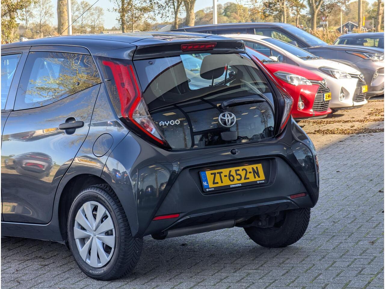 Toyota AYGO 1.0 VVT-i x-fun | Airco | Elek. ramen | Bluetooth | Led