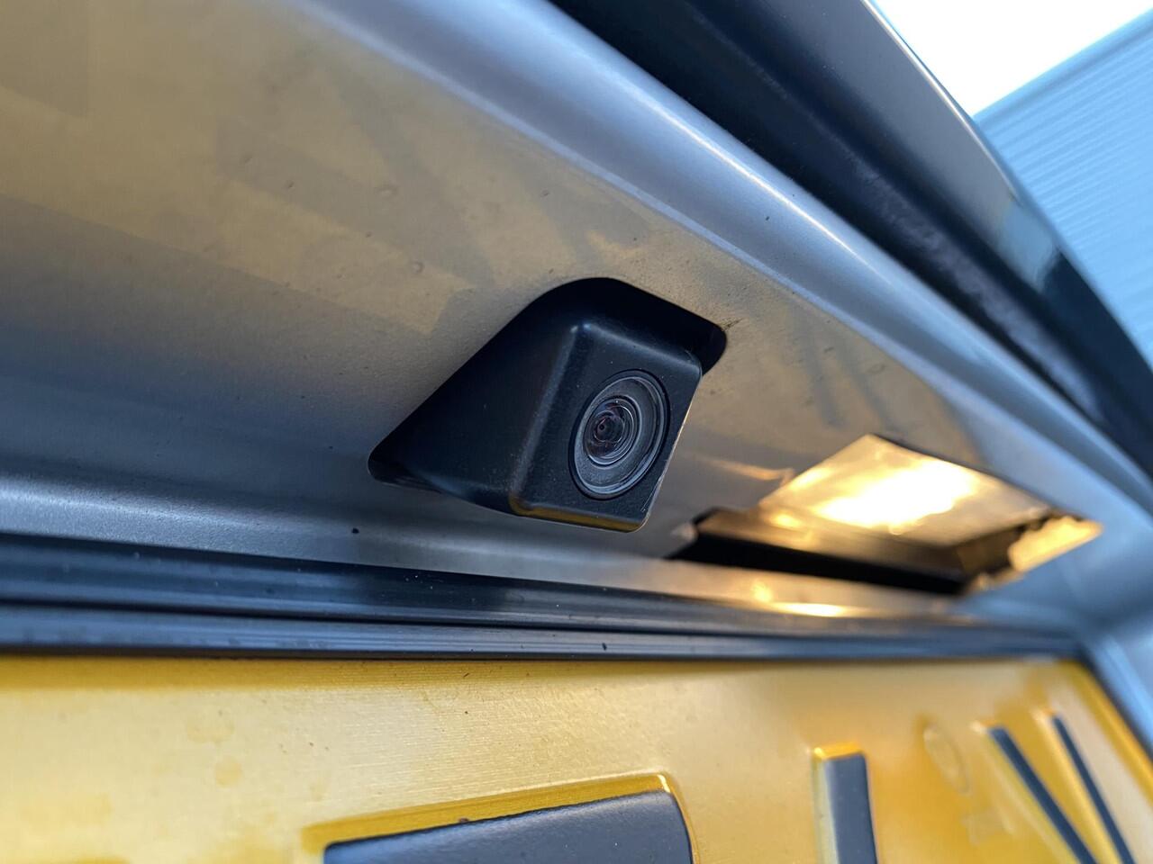 Toyota AYGO 1.0 VVT-i x-play Automaat, Apple Carplay en/of Android auto Navigatie, Achteruitrijcamera, Airco, NL-auto