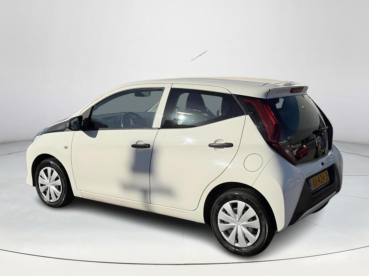 Toyota AYGO 1.0 VVT-i x-fun