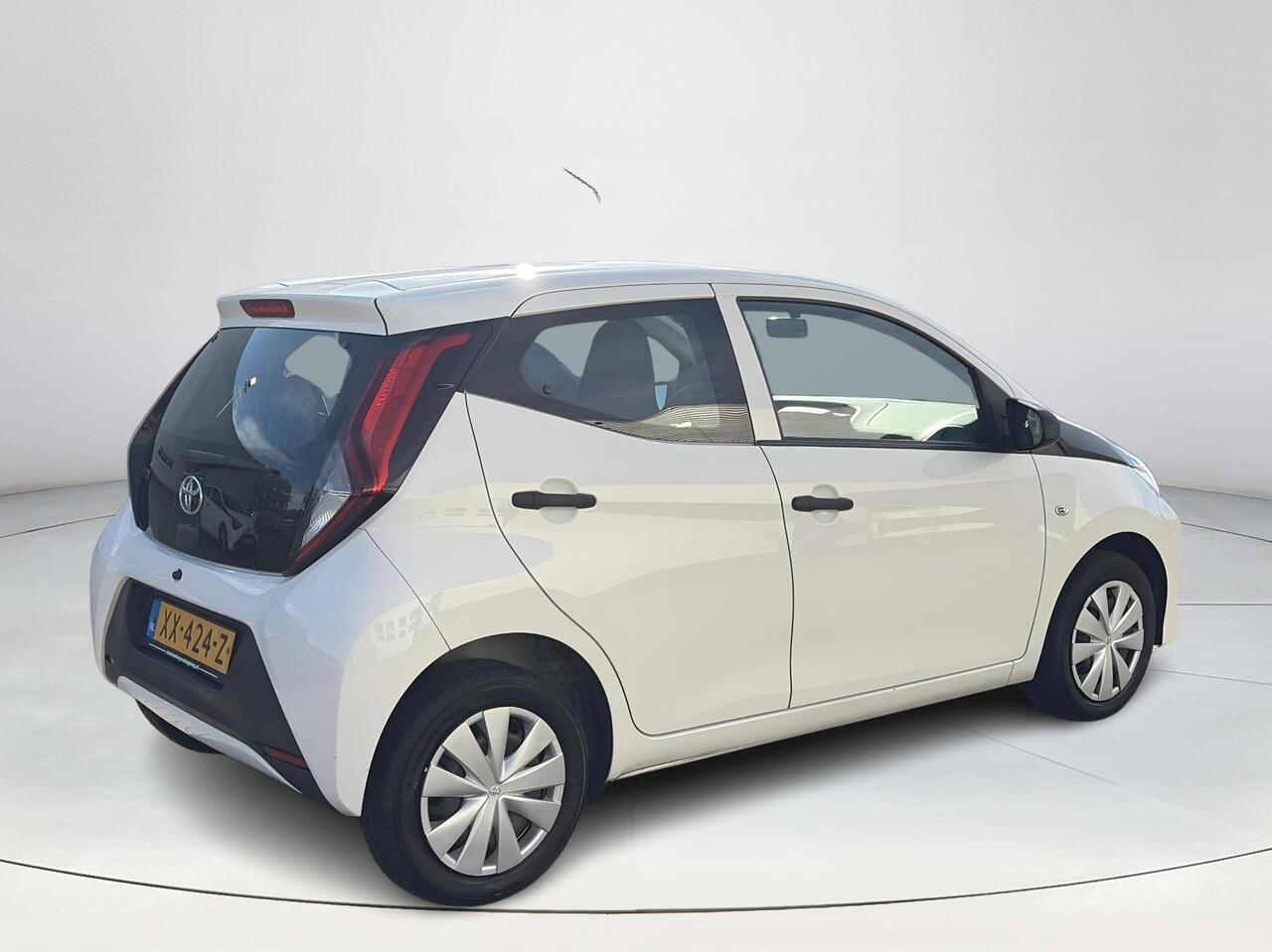 Toyota AYGO 1.0 VVT-i x-fun