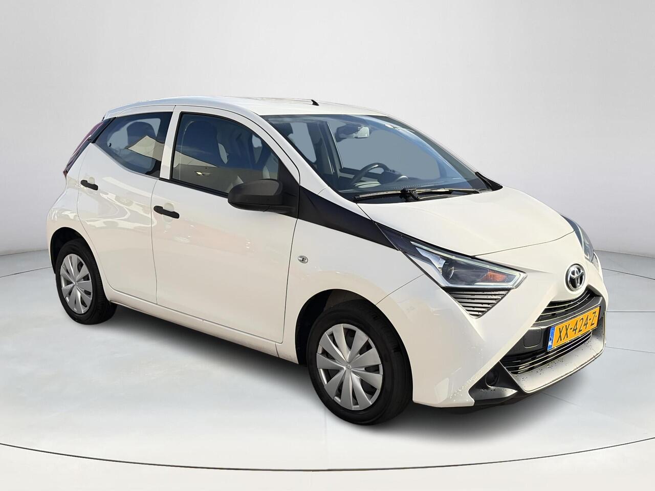 Toyota AYGO 1.0 VVT-i x-fun
