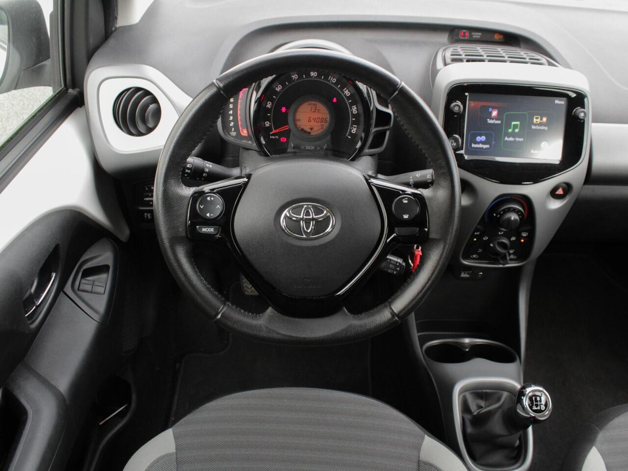 Toyota AYGO 1.0 VVT-i x-joy | Carplay / Android Auto | Airco | Camera | Lm-Velgen