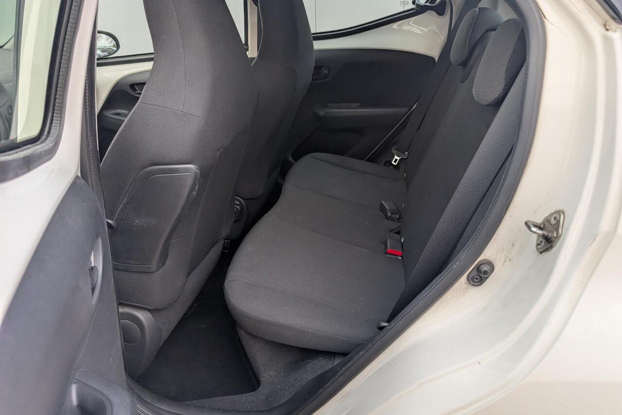 Toyota AYGO 1.0 VVT-i x-fun |Telefoonbediening op stuur| 4 Speakers|Dealer onderhouden