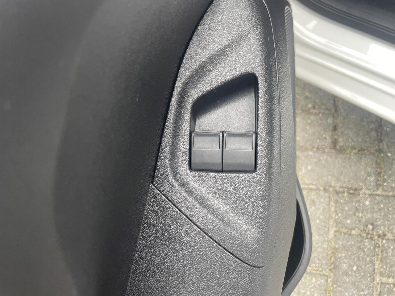 Toyota AYGO 1.0 VVT-i x-otic Cabrio