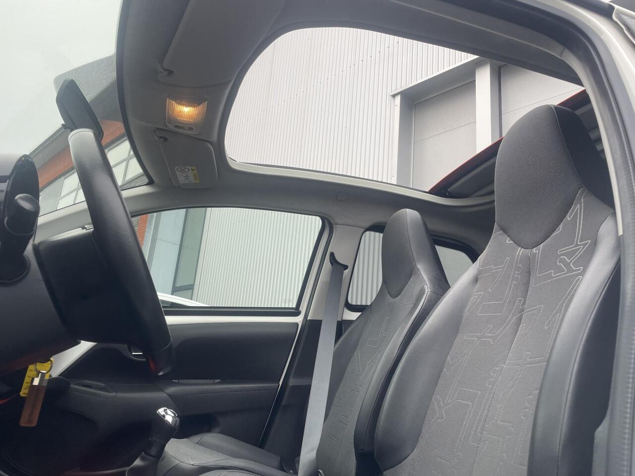 Toyota AYGO 1.0 VVT-i x-otic Cabrio