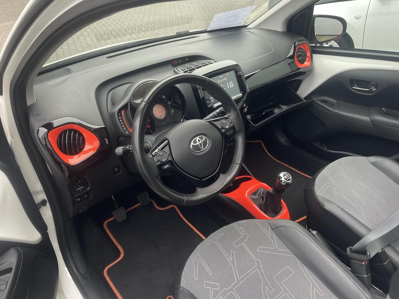 Toyota AYGO 1.0 VVT-i x-otic Cabrio