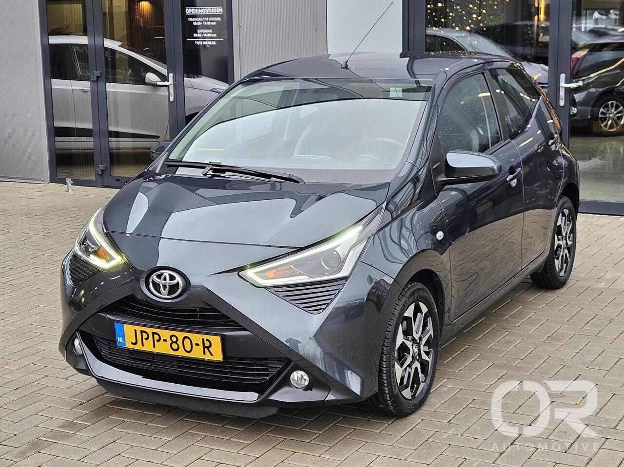 Toyota AYGO 1.0 VVT-i x-play Carplay Android Camera LM15