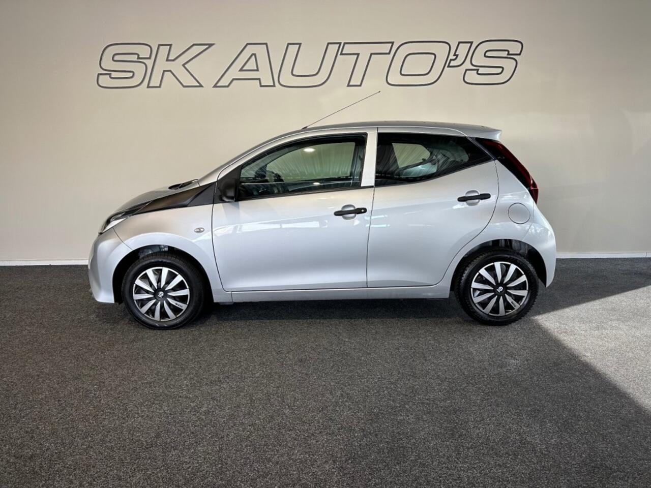 Toyota AYGO 1.0 VVT-I X-FUN l AIRCO l ELEK RAMEN l LED l BLUETOOTH l NAP l
