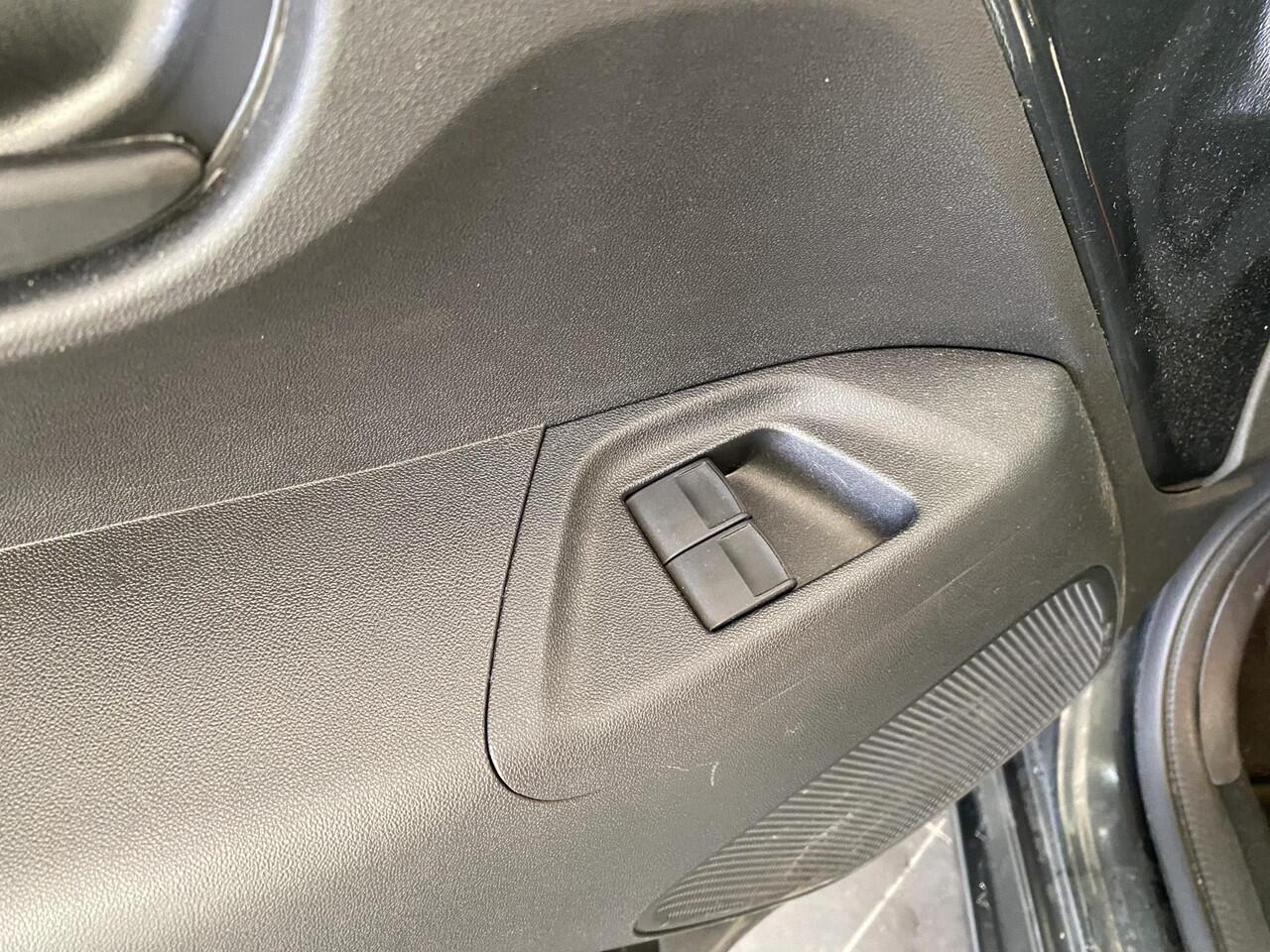 Toyota AYGO 1.0 VVT-i x-fun met Airco, Bluetooth 5 deuren en zeer weinig km